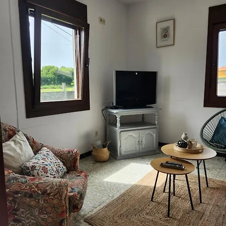 Casa Dorinda - Malpica, Spacious And Relaxing Nyaraló *