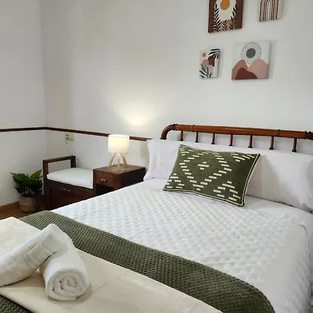 Casa Dorinda - Malpica, Spacious And Relaxing Nyaraló *