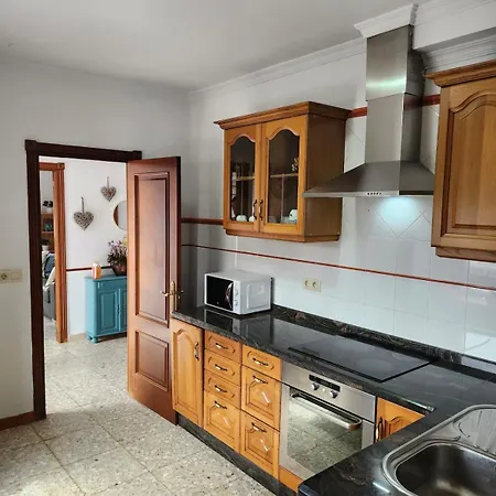 Casa Dorinda - Malpica, Spacious And Relaxing * Мальпика
