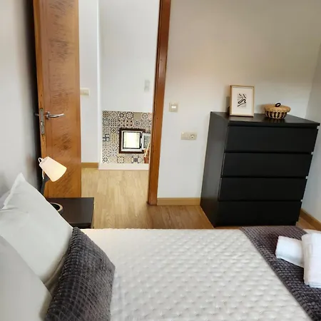 Casa Dorinda - Malpica, Spacious And Relaxing Nyaraló *