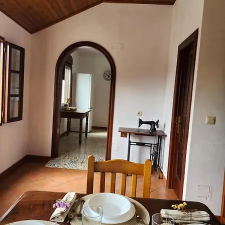 Casa Dorinda - Malpica, Spacious And Relaxing