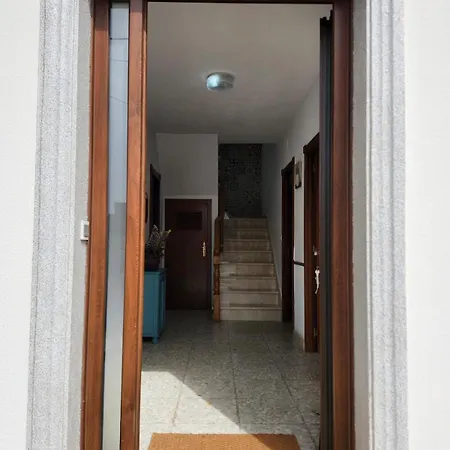 Casa Dorinda - Malpica, Spacious And Relaxing Дом отдыха Мальпика
