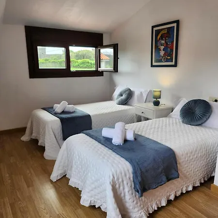 Casa Dorinda - Malpica, Spacious And Relaxing Дом отдыха Мальпика