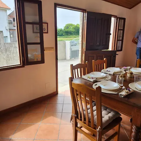 Casa Dorinda - Malpica, Spacious And Relaxing Nyaraló *