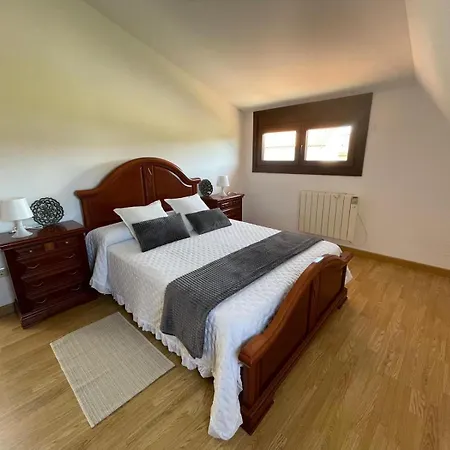 Casa Dorinda - Malpica, Spacious And Relaxing